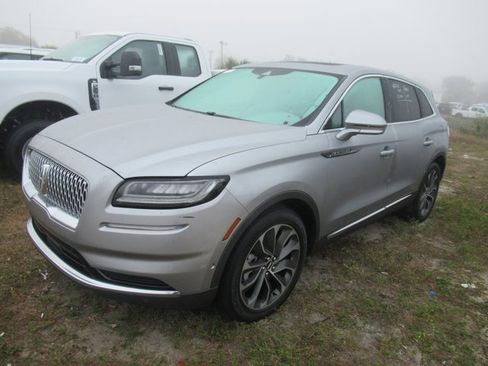 Certified 2023 Lincoln Nautilus Reserve w/ Equipment Group 201A image 3