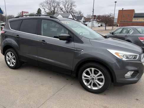 Used 2018 Ford Escape SEL FWD image 18