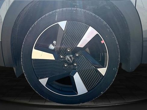 New 2026 Nissan Kicks SR w/ Illumination Package image 13