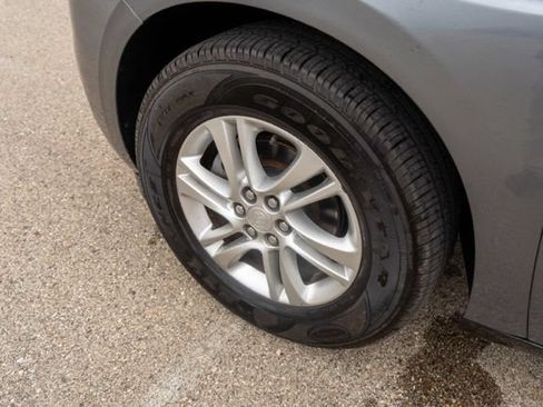 Used 2020 Buick Enclave Essence AWD/4WD image 12