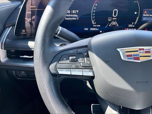Used 2024 Cadillac XT4 Sport AWD/4WD image 20