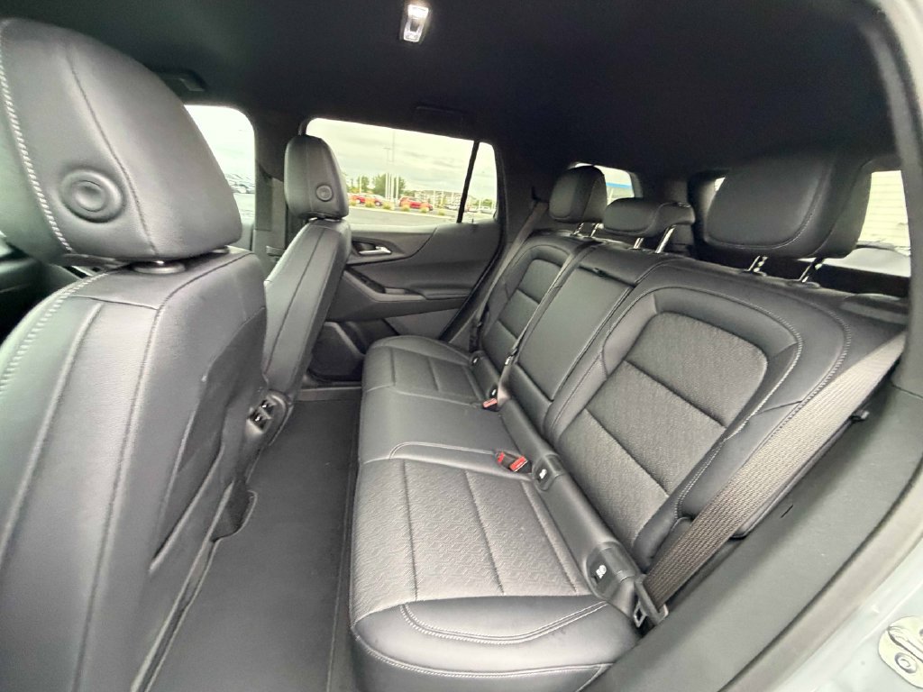 Used 2025 Chevrolet Equinox LT w/ Convenience Package II AWD/4WD image 20