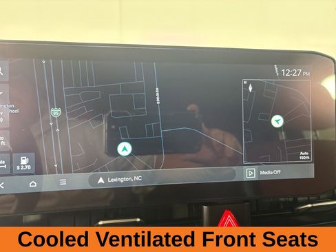 Used 2025 Kia Carnival SX Prestige image 14