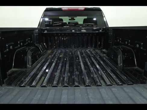 Certified 2022 Chevrolet Silverado 1500 Custom w/ Safety Confidence Package AWD/4WD image 18