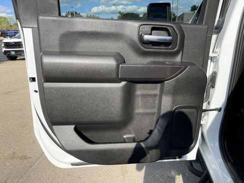 Used 2024 Chevrolet Silverado 2500 Custom w/ Custom Value Package AWD/4WD image 12