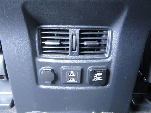 Used 2024 Nissan Titan PRO-4X w/ Pro-4x Utility Package AWD/4WD image 34