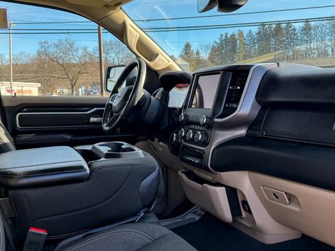 Used 2020 RAM 1500 Big Horn image 8