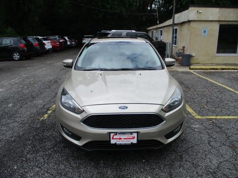 Used 2017 Ford Focus SEL FWD image 11