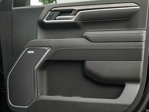 New 2026 Chevrolet Silverado 1500 LTZ w/ LTZ Premium Package image 8