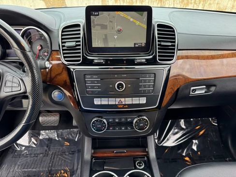 Used 2018 Mercedes-Benz GLS 450 4MATIC image 27