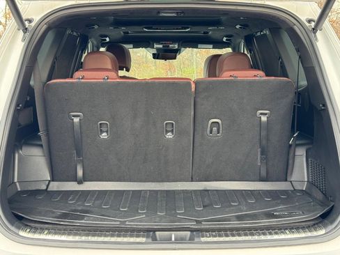 Used 2024 Kia Telluride SX Prestige w/ Towing Package image 4