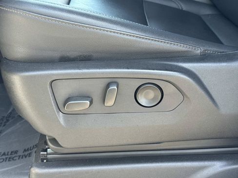 Used 2024 Chevrolet Tahoe LT RWD image 22