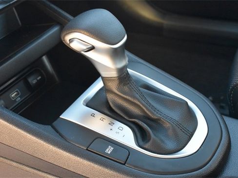 Certified 2023 Kia Forte LXS w/ LXS Technology Package image 20