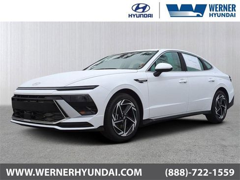 New 2026 Hyundai Sonata SEL image 1