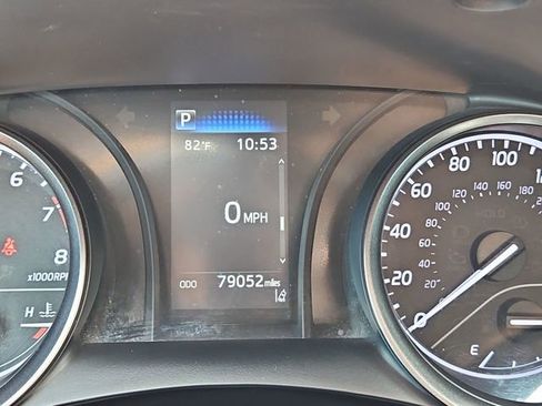 Used 2021 Toyota Camry SE image 13