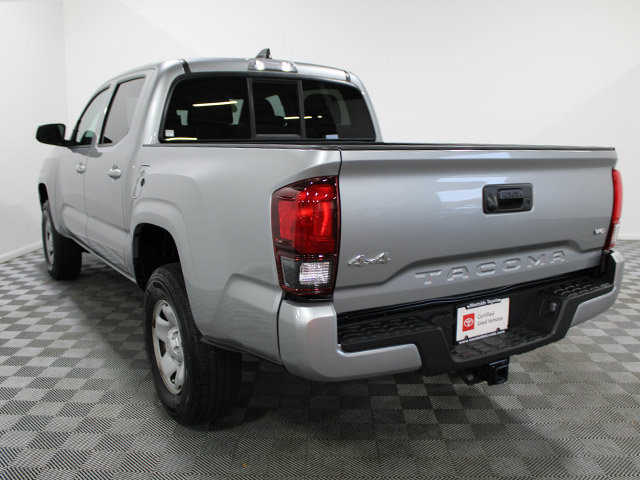 Certified 2023 Toyota Tacoma SR AWD/4WD image 4