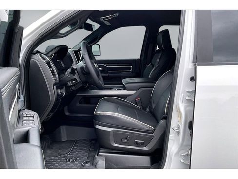 Used 2025 RAM 2500 Laramie w/ Towing Technology Group image 22