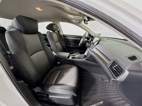 Used 2022 Honda Accord Hybrid image 24