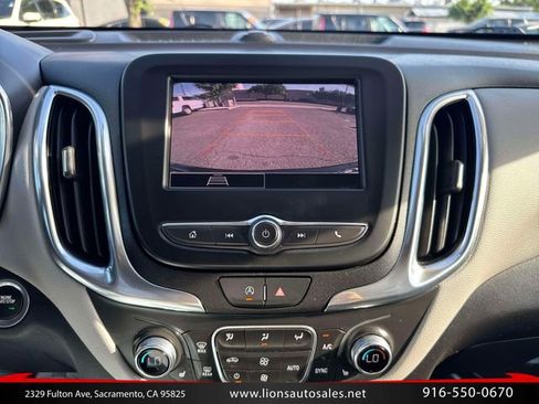 Used 2022 Chevrolet Equinox LT w/ Driver Convenience Package AWD/4WD image 22