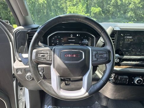 Used 2023 GMC Sierra 1500 Elevation image 16