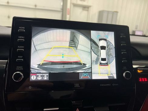 Used 2022 Toyota Camry XSE w/ Navigation Package FWD image 16