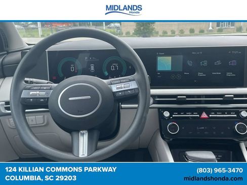Used 2025 Hyundai Tucson SEL FWD image 44