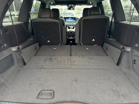 New 2026 Mercedes-Benz GLS 450 4MATIC image 35