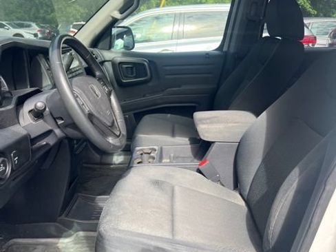 Used 2014 Honda Ridgeline Sport image 6