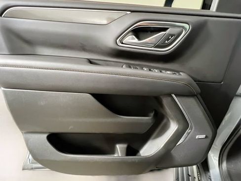 Used 2023 GMC Yukon AT4 w/ AT4 Premium Package AWD/4WD image 35