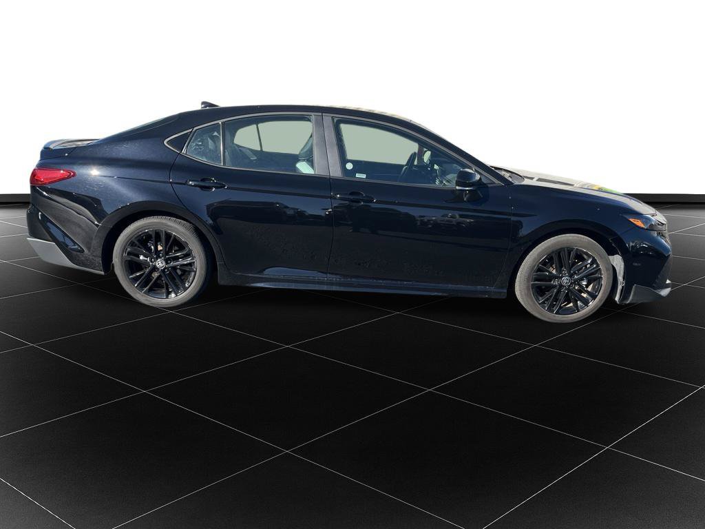 Used 2026 Toyota Camry SE FWD image 6