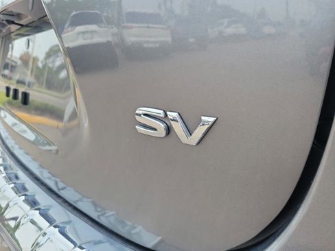 Used 2019 Nissan Rogue Sport SV image 9