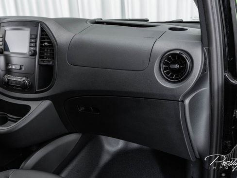 Used 2022 Mercedes-Benz Metris image 41