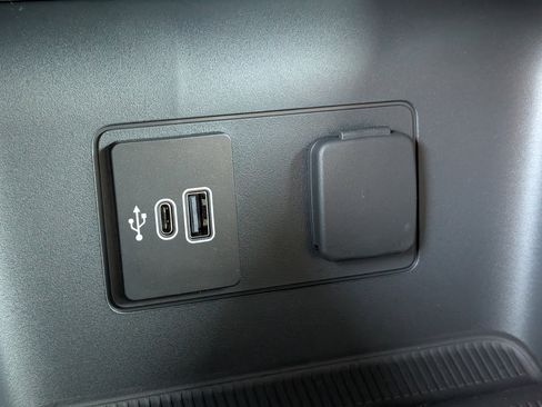 New 2026 Ford Explorer ST-Line w/ Premium Package image 17