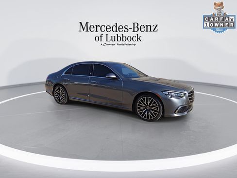 Used 2021 Mercedes-Benz S 580 4MATIC Sedan image 2
