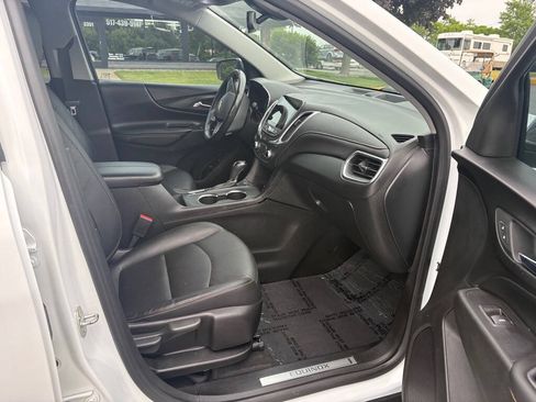 Used 2019 Chevrolet Equinox Premier FWD image 16