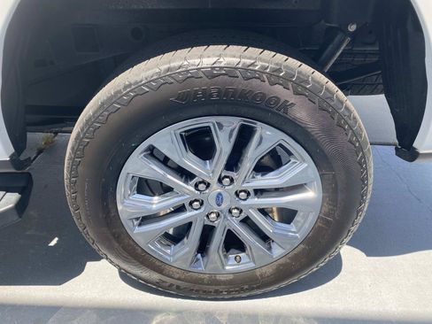 Used 2024 Ford F150 Lariat w/ Equipment Group 502A High AWD/4WD image 9