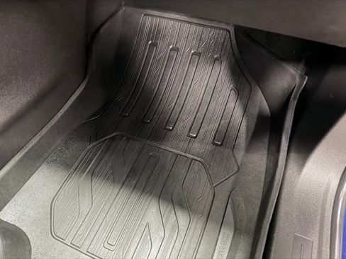 Used 2023 GMC Terrain SLE w/ Driver Convenience Package image 30