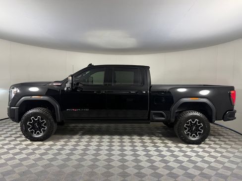 Used 2026 GMC Sierra 2500 AT4X AWD/4WD image 11
