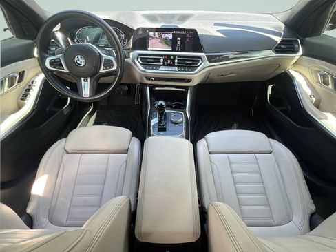 Used 2022 BMW 330e w/ M Sport Package RWD image 10