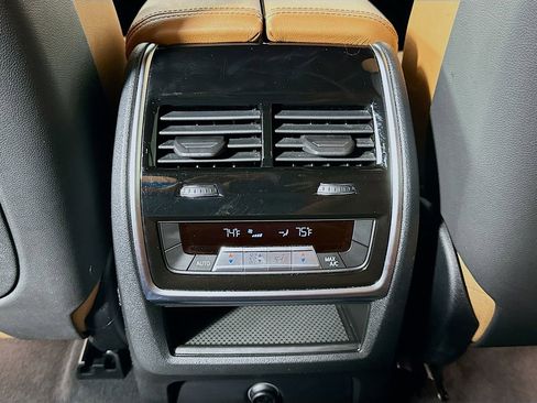 Used 2019 BMW X5 xDrive40i w/ Luxury Seating Package image 26