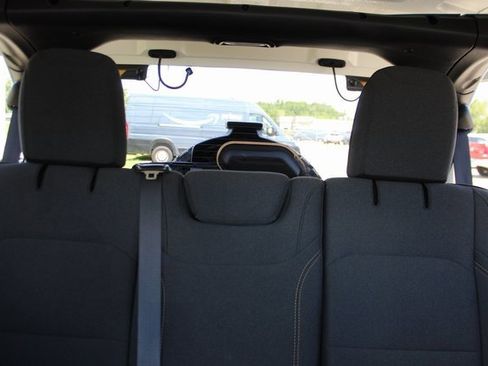 Used 2024 Jeep Wrangler Willys image 25