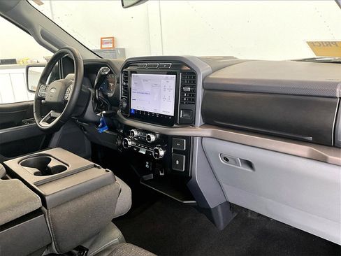 Used 2024 Ford F150 XLT image 14