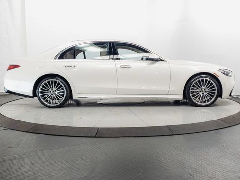 Used 2023 Mercedes-Benz S 500 4MATIC image 36