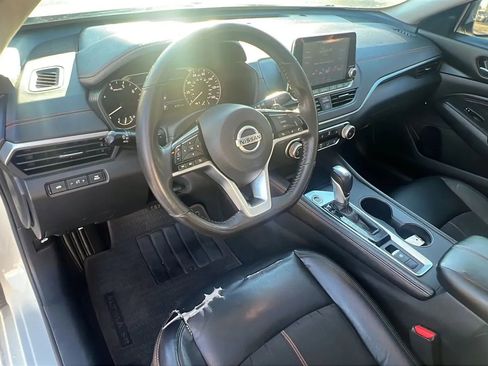 Used 2020 Nissan Altima 2.5 SR w/ Premium Package image 22