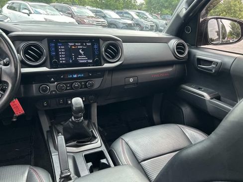 Used 2019 Toyota Tacoma TRD Pro w/ Desert Air Intake Package AWD/4WD image 17