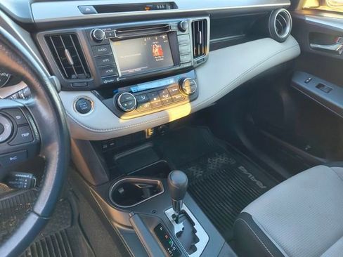 Used 2018 Toyota RAV4 XLE image 22