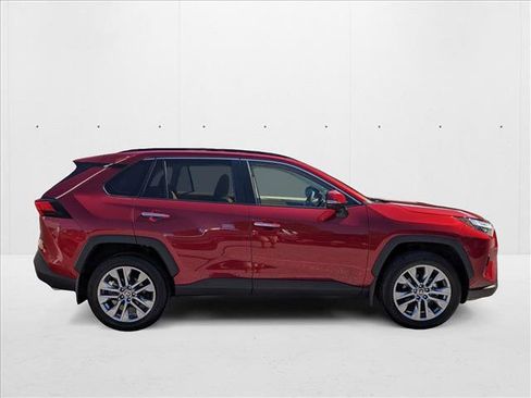 Used 2024 Toyota RAV4 Limited FWD image 4