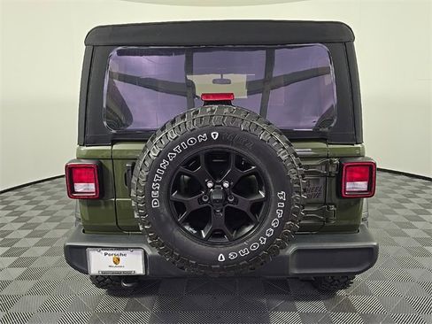 Used 2021 Jeep Wrangler Unlimited Willys image 6