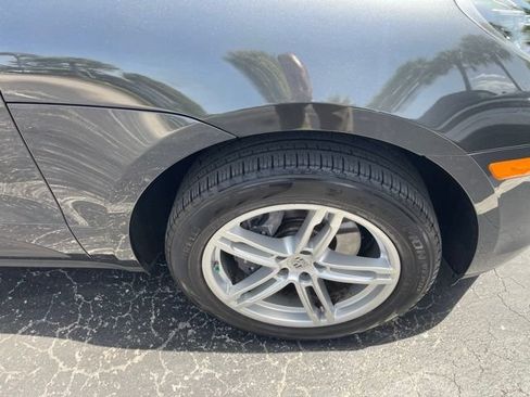 Used 2023 Porsche Macan Turbo AWD/4WD image 4