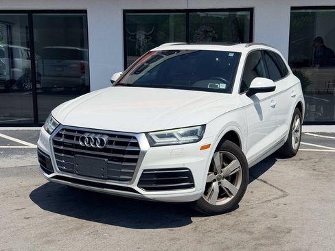Used 2018 Audi Q5 2.0T Premium Plus w/ Premium Plus Package AWD/4WD image 1